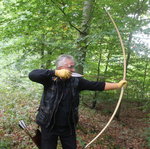 Gilt so´n Pflaster an der Braue nicht als unerlaubte Visierhilfe?
