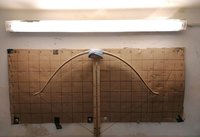 Vollauszug... rechts ist er ein wenig abgekippt, da er auf einem Holzklötzchen in der Mitte steht und rechts der untere Wurfarm ist