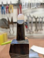 Der untere Wurfarm mit den Entformschrägen