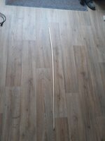 Ein Wurfarm hat sich stärker in den Reflex gezogen wie der andere