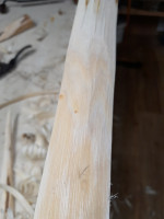 Breite reduziert und angefangen Jahrringe abzutrage