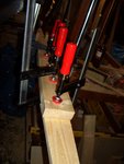 Klebestellte unter Druck