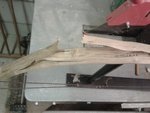 So sah das dann aus. Eine sehr poröse Schicht zwischen den Ringen... vielleicht war das Holz tatsächlich  schon ansatzweise verrottet.