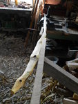 Wurfarm nach dem ersten Durchgang, schon recht gerade . Jedoch muß nun der Griff nochmals behandelt werden. Das war mir aber klar.