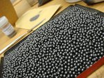 Reineisenschrot - schwer zu sagen wie rein... lässt sich aber z.B. mangetisieren, hält den magnetismus aber absolut null... und man kann sie auf 1/4mm zusammenpatschen, ohne dass sie reissen....