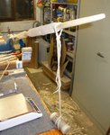ein Hammer als Gewicht, da sich die Needle mit der Gammelstelle leicht verzieht