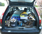 Auto voll gepackt und <br />Klamotten und Bettzeug fehlt auch noch